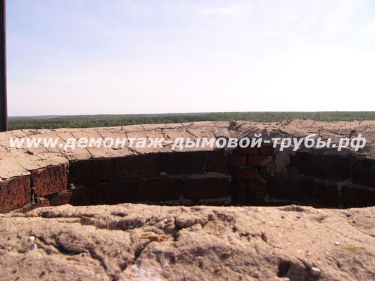Демонтаж кирпичной дымовой трубы в Истре на ОАО Истра-Нутриция