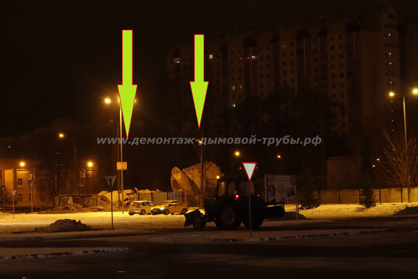 Демонтаж аварийной водонапорной башни в центральной части города Королёва